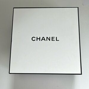 EMPTY CHANEL BOX 9”x9”